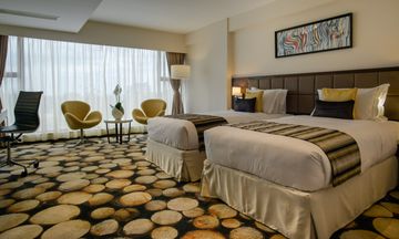 The Concord Hotel & Suites