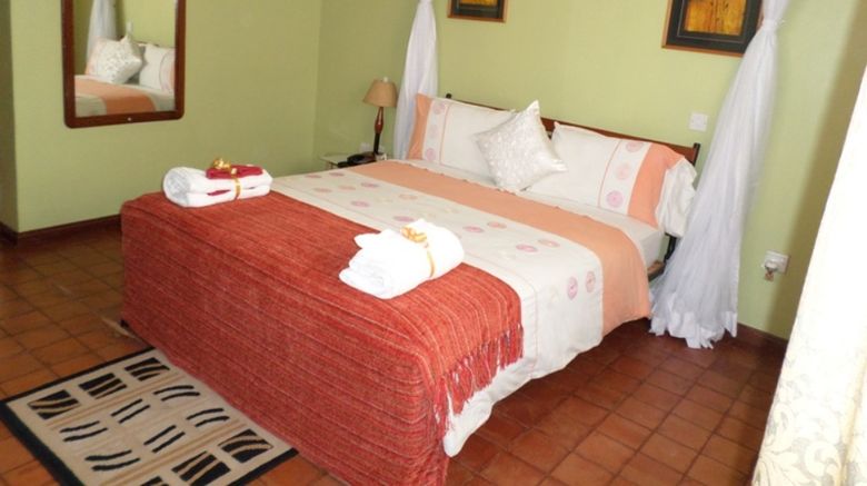 <b>Fort Motel Room</b>