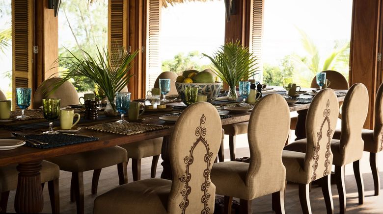 <b>Qambani Luxury Resort Restaurant</b>