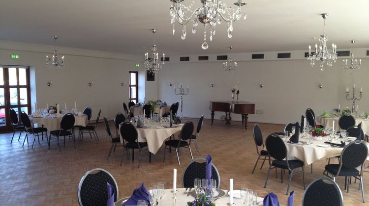 Hotel Phoenix Banquet