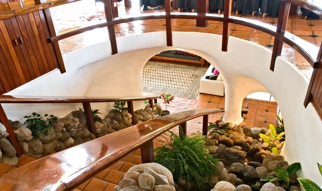 Mount Hartman Bay Estate Lobby