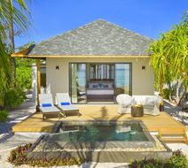 Maldives Havodda Resort Suite
