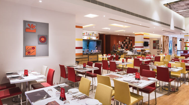 Ibis Hyderabad Hitech City Restaurant