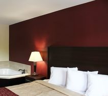 Quality Inn Helen Suite