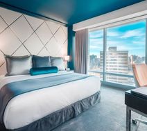 Paradox Hotel Vancouver Room