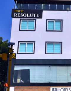 RnB Select Resolute Hotel on Tonk Road