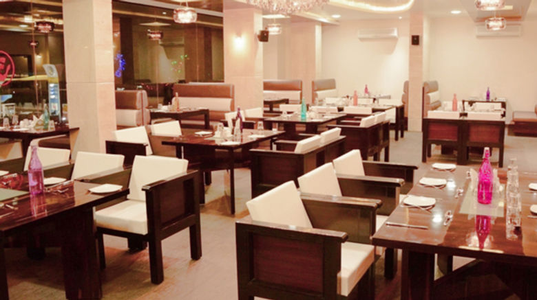 <b>RnB Select Resolute Hotel on Tonk Road Restaurant</b>