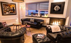 Diamond Suites Luxury Boutique Hotel
