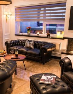 Diamond Suites Luxury Boutique Hotel