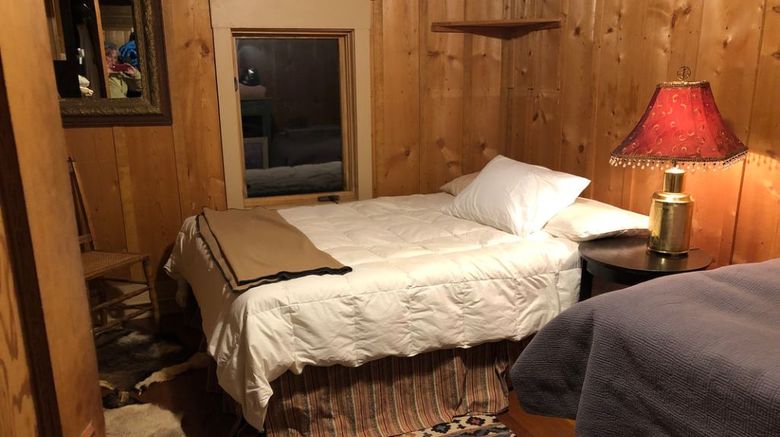 <b>Elk River Guest Ranch Room</b>