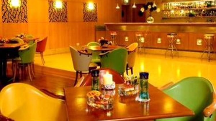 SANA Sesimbra Hotel Bar/Lounge