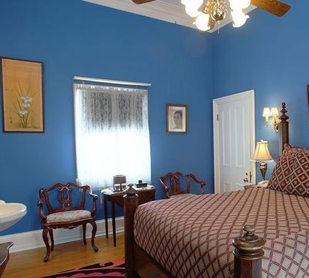 Southern Mansion Room