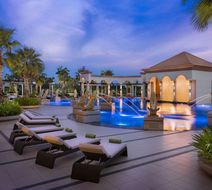 Garden City Hotel Pool