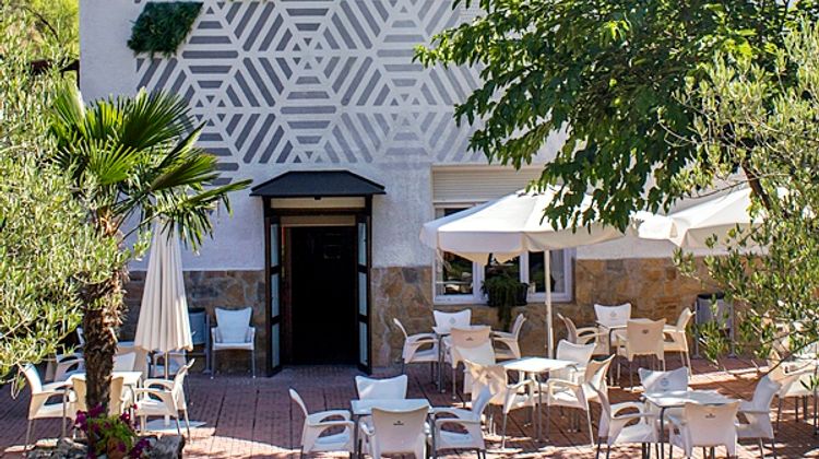 Hotel Marrodan Exterior