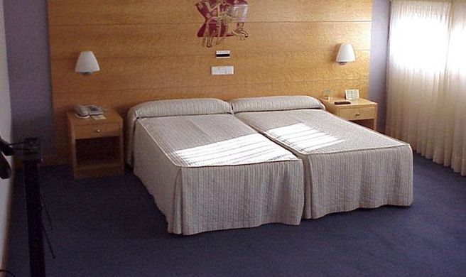 Hotel Ruta de Europa Room
