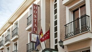 Hostal Carlos III