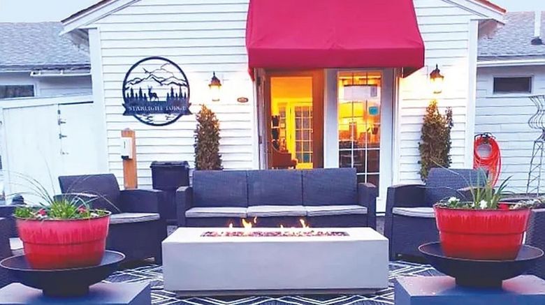 Starlight Lodge Cape Cod Exterior