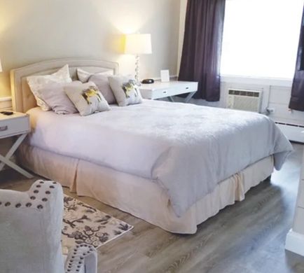 Starlight Lodge Cape Cod Room