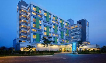 BATIQA Hotel & Apartments - Karawang