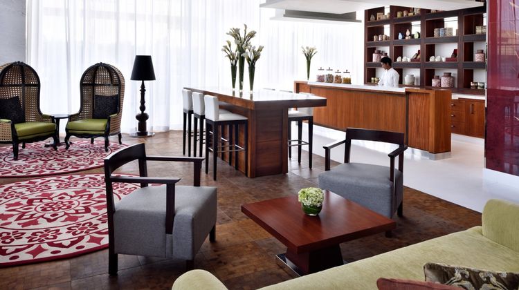 NH Collection Colombo Lobby