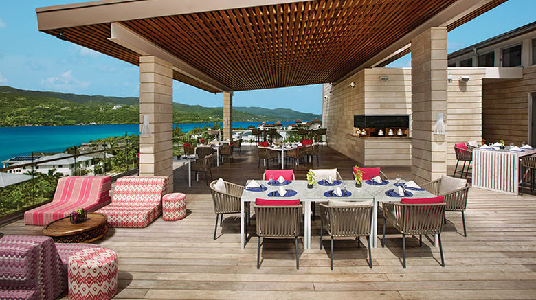 <b>Breathless Montego Bay Resort & Spa Restaurant</b> <b>Breathless Montego Bay Resort & Spa Restaurant</b>
