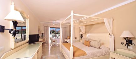 Grand Bahia Principe Aquamarine Room