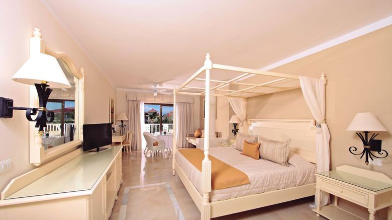 <b>Grand Bahia Principe Aquamarine Room</b> <b>Grand Bahia Principe Aquamarine Room</b>