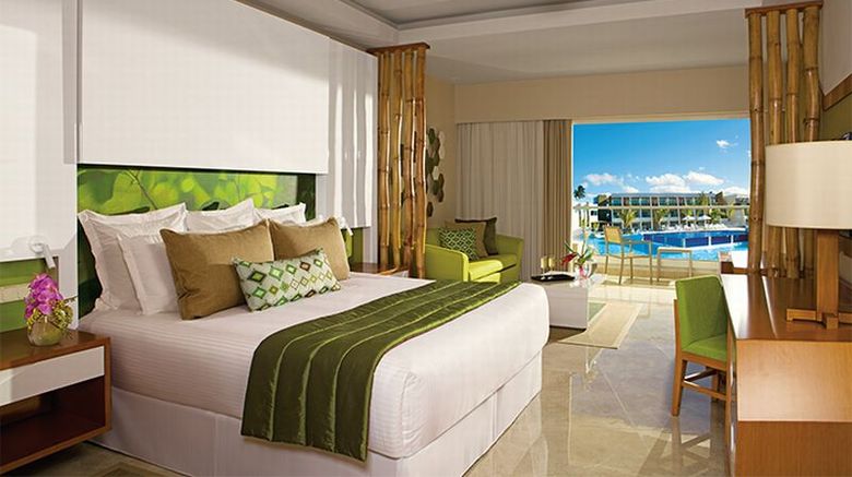 <b>Dreams Onyx Resort & Spa Room</b> <b>Dreams Onyx Resort & Spa Room</b>