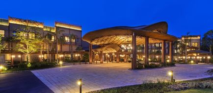 Disney Explorers Lodge Exterior