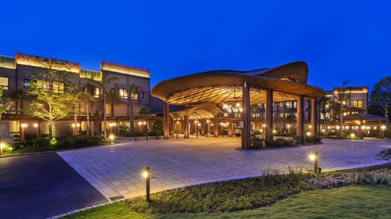 <b>Disney Explorers Lodge Exterior</b> <b>Disney Explorers Lodge Exterior</b>