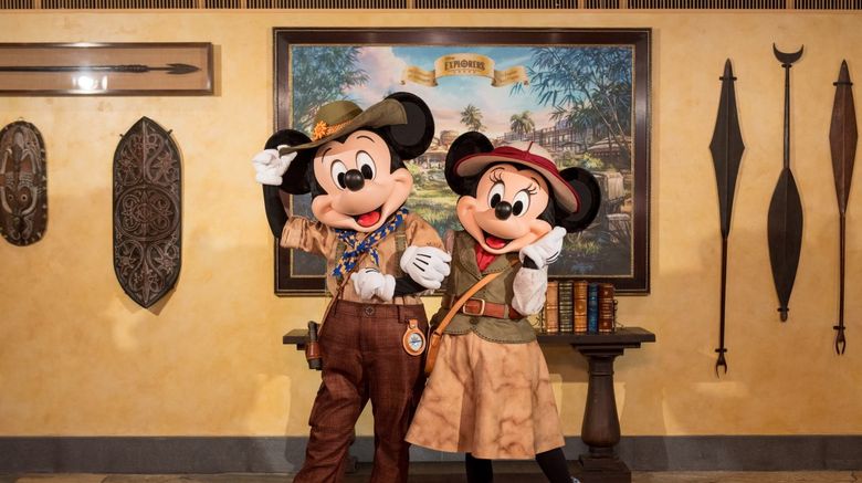 <b>Disney Explorers Lodge Lobby</b> <b>Disney Explorers Lodge Lobby</b>