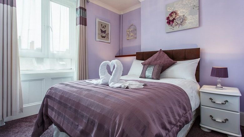 <b>Brighton Surf Hotel Room</b>