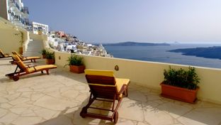 Adamis Majesty Suites