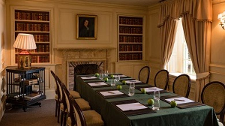 <b>Cliff at Lyons Meeting</b>
