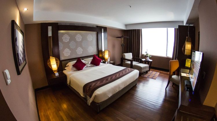 Rose Garden Hotel, Yangon Room