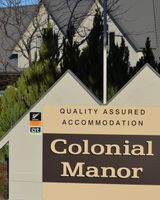Colonial Manor