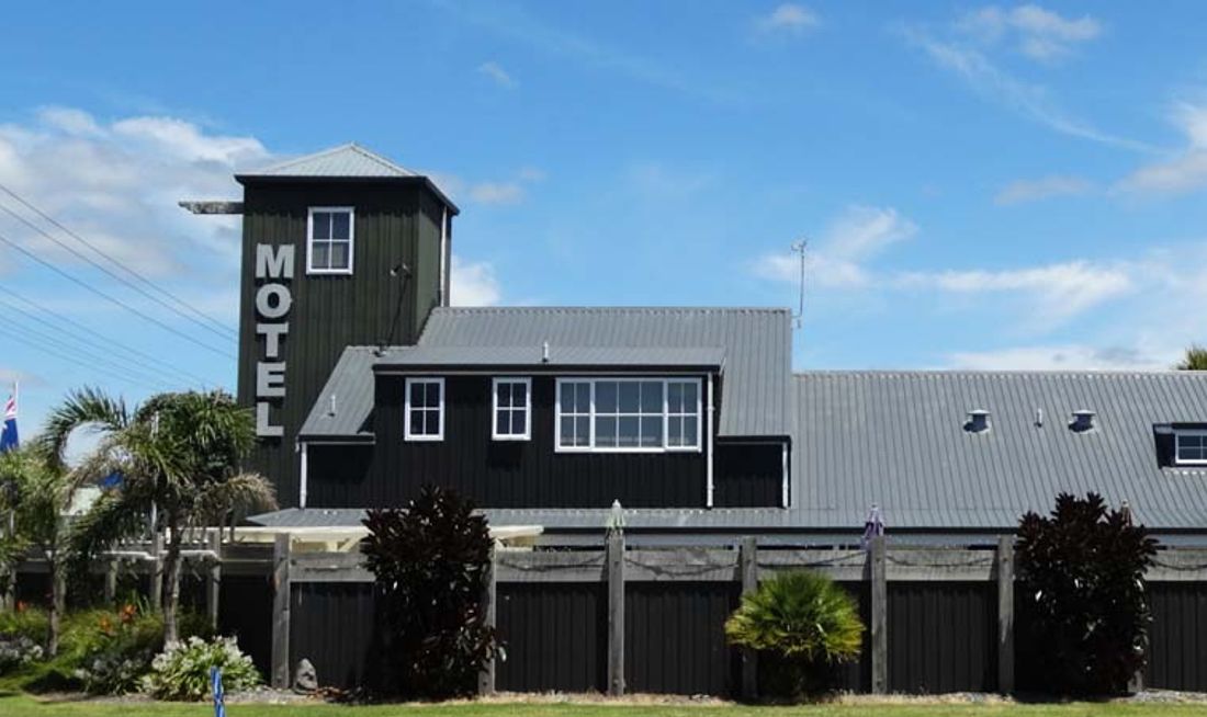 Southpacific Motel & Conference Centre Exterior