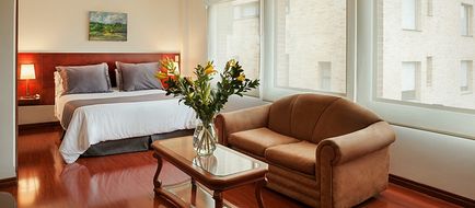 Cora 96 Street Suites & Apartments Room