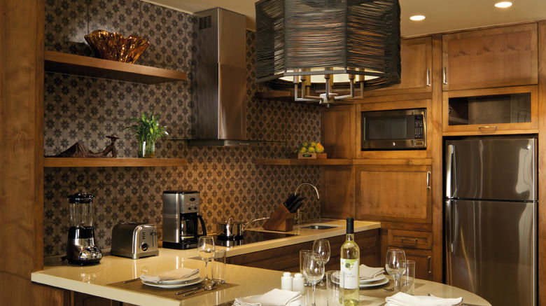 <b>Grand Solmar Pacific Dunes Resort Suite</b> <b>Grand Solmar Pacific Dunes Resort Suite</b>