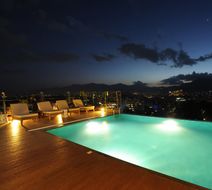 Hotel Shambala Pool