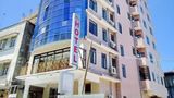 Rainbow Hotel Exterior