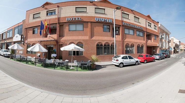 Hotel Vivar Exterior