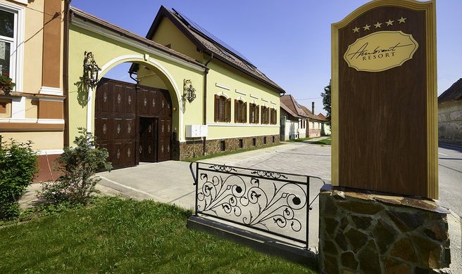 Resort Ambient Exterior