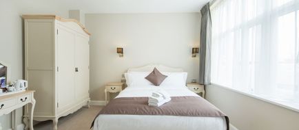 Docklands Lodge London Room