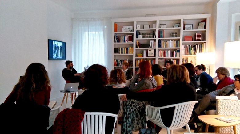 <b>Petit Hotel Meeting</b>