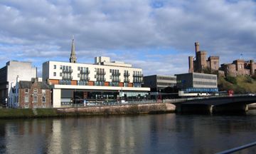 Highland Apartments by Mansley