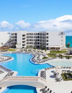 Ventus at Marina El Cid Spa/Beach Resort
