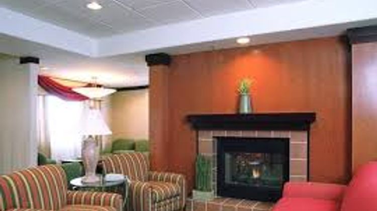 Baymont Inn & Suites Tucson Airport Lobby