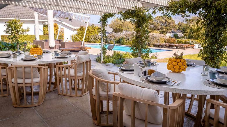 <b>Dongola Guest House Restaurant</b> <b>Dongola Guest House Restaurant</b>