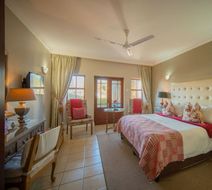 The Mandyville Hotel Room